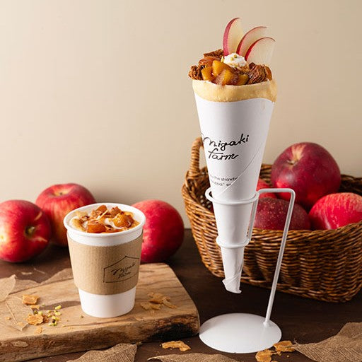 ひとくちで、秋深まる。「キャラメルりんごのタルトタタンクレープ」「キャラメルりんごのホットミルク」新発売