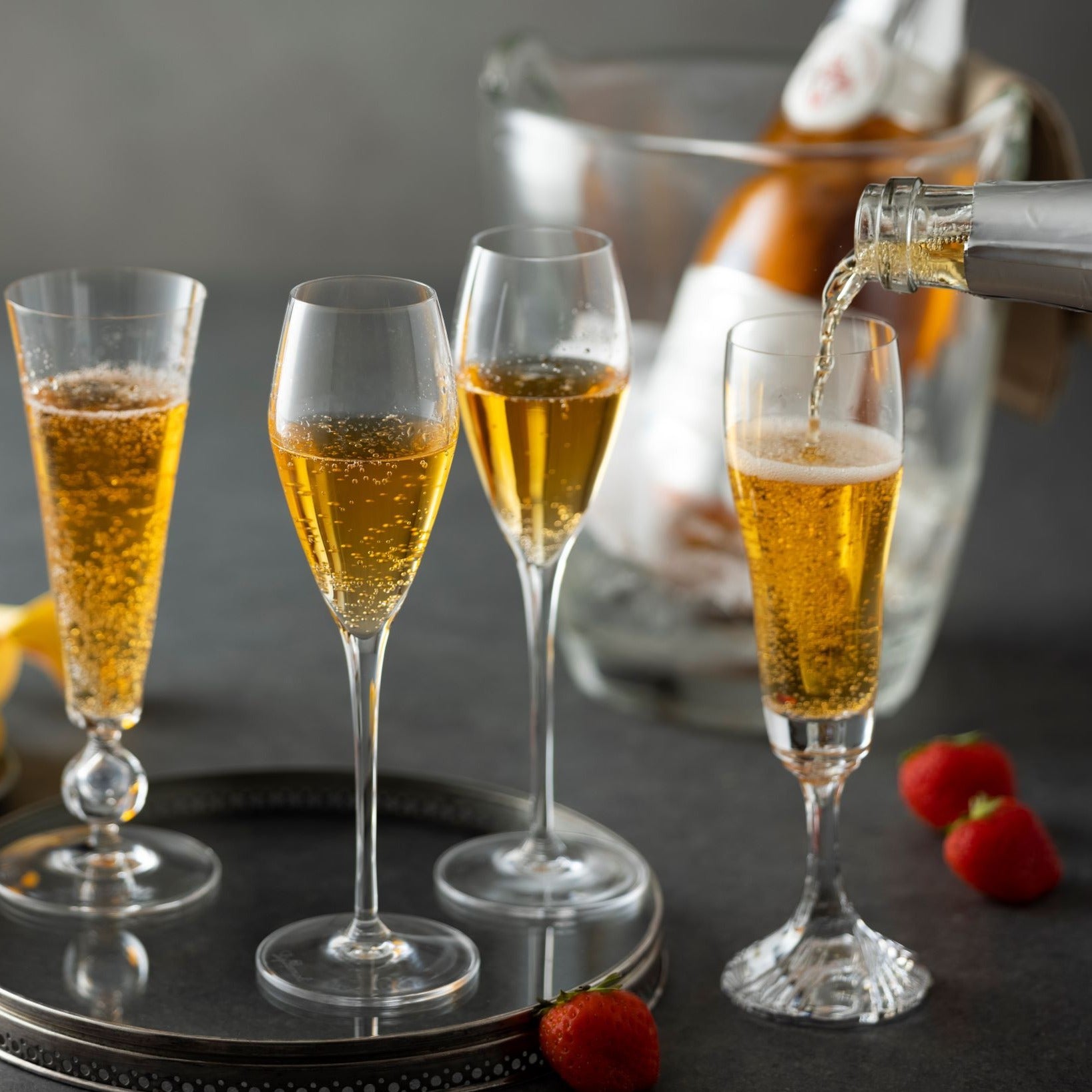 ミガキイチゴ・ムスー（化粧箱なし）