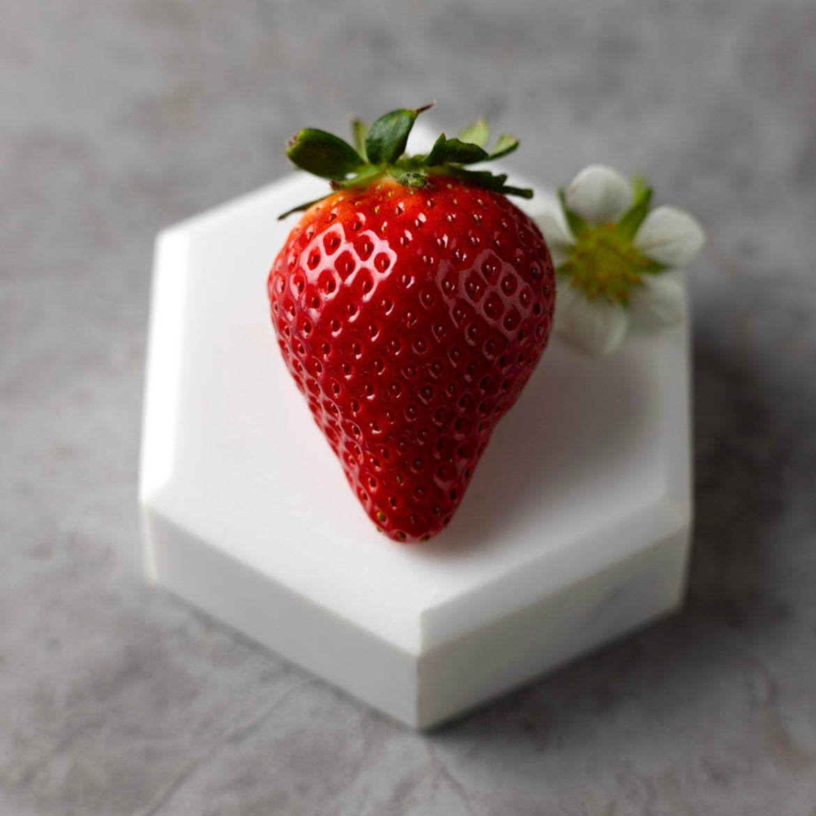 ミガキイチゴ・プラチナ (1粒)×4